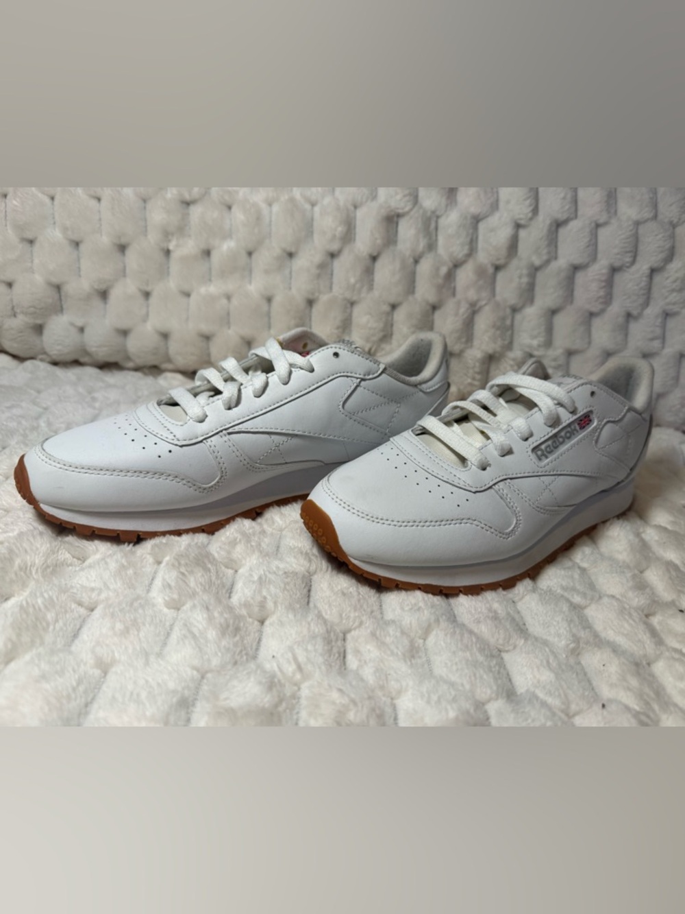 Reebok Classics White Leather Sneakers w/ Gum Sole